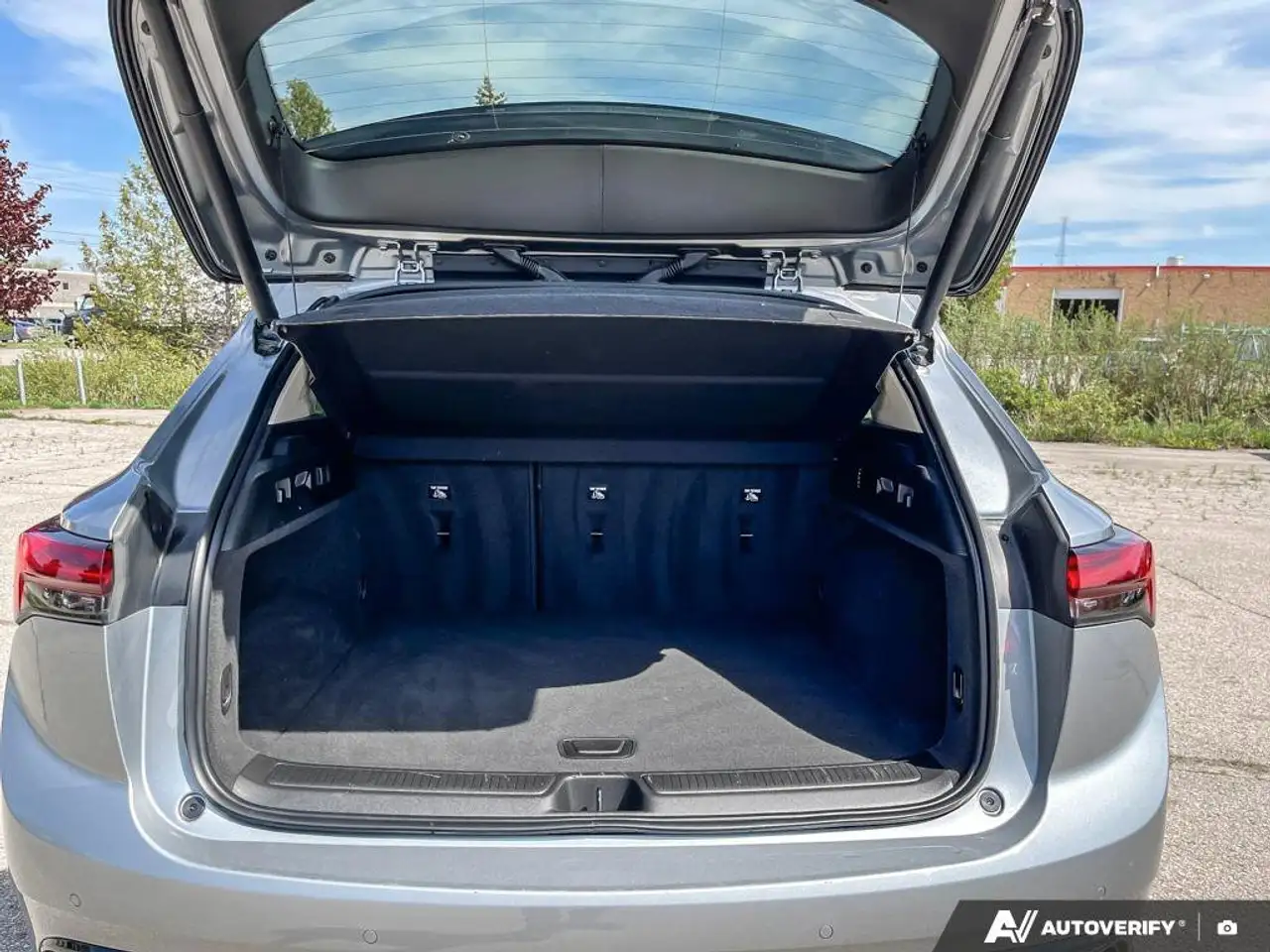 Buick Envision снимка Buick Envision