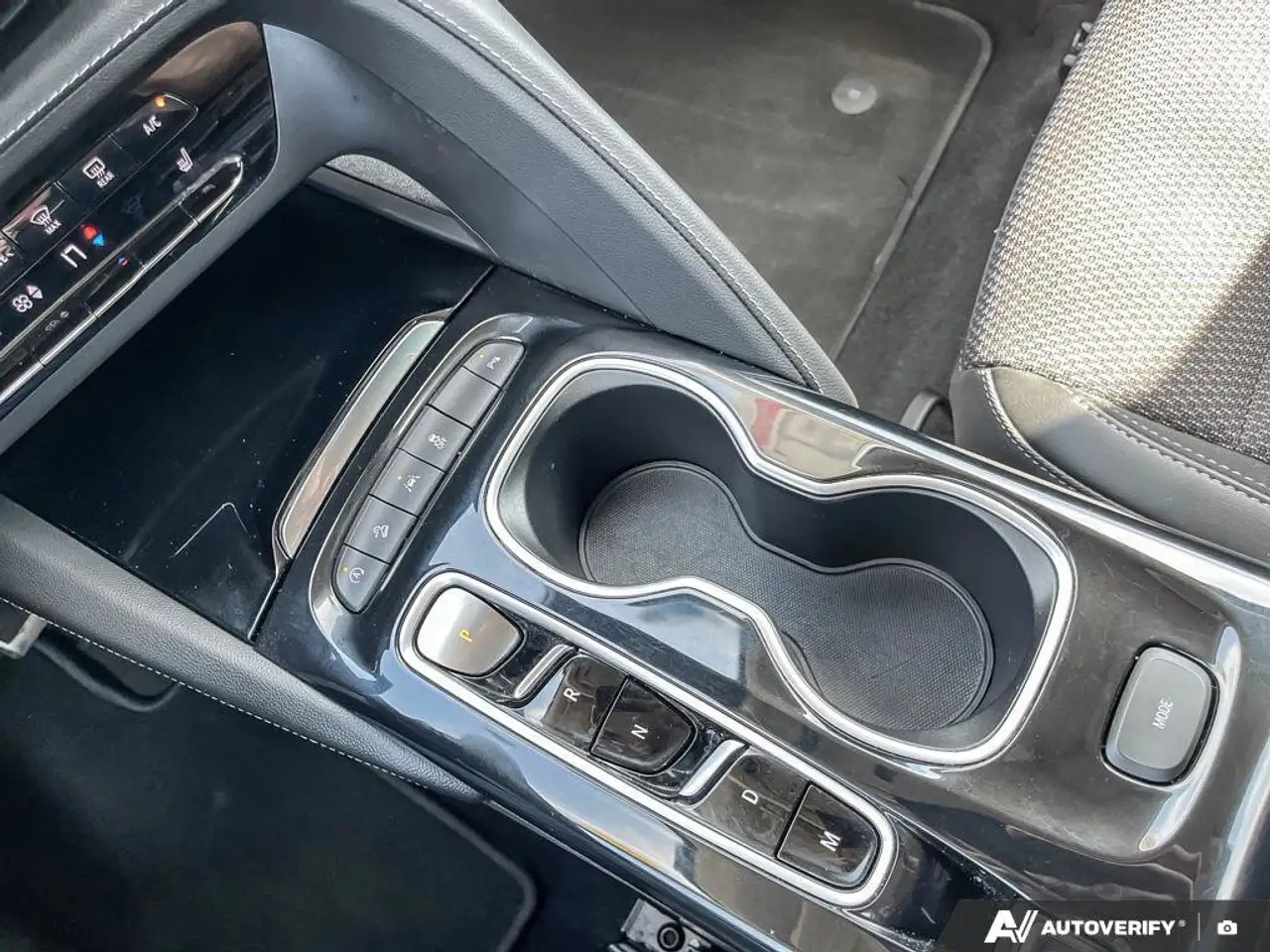 Buick Envision снимка Buick Envision