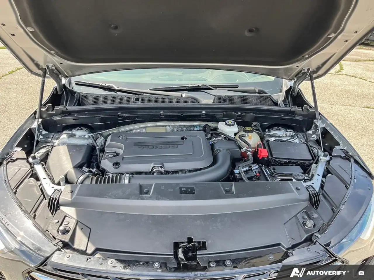 Buick Envision снимка Buick Envision