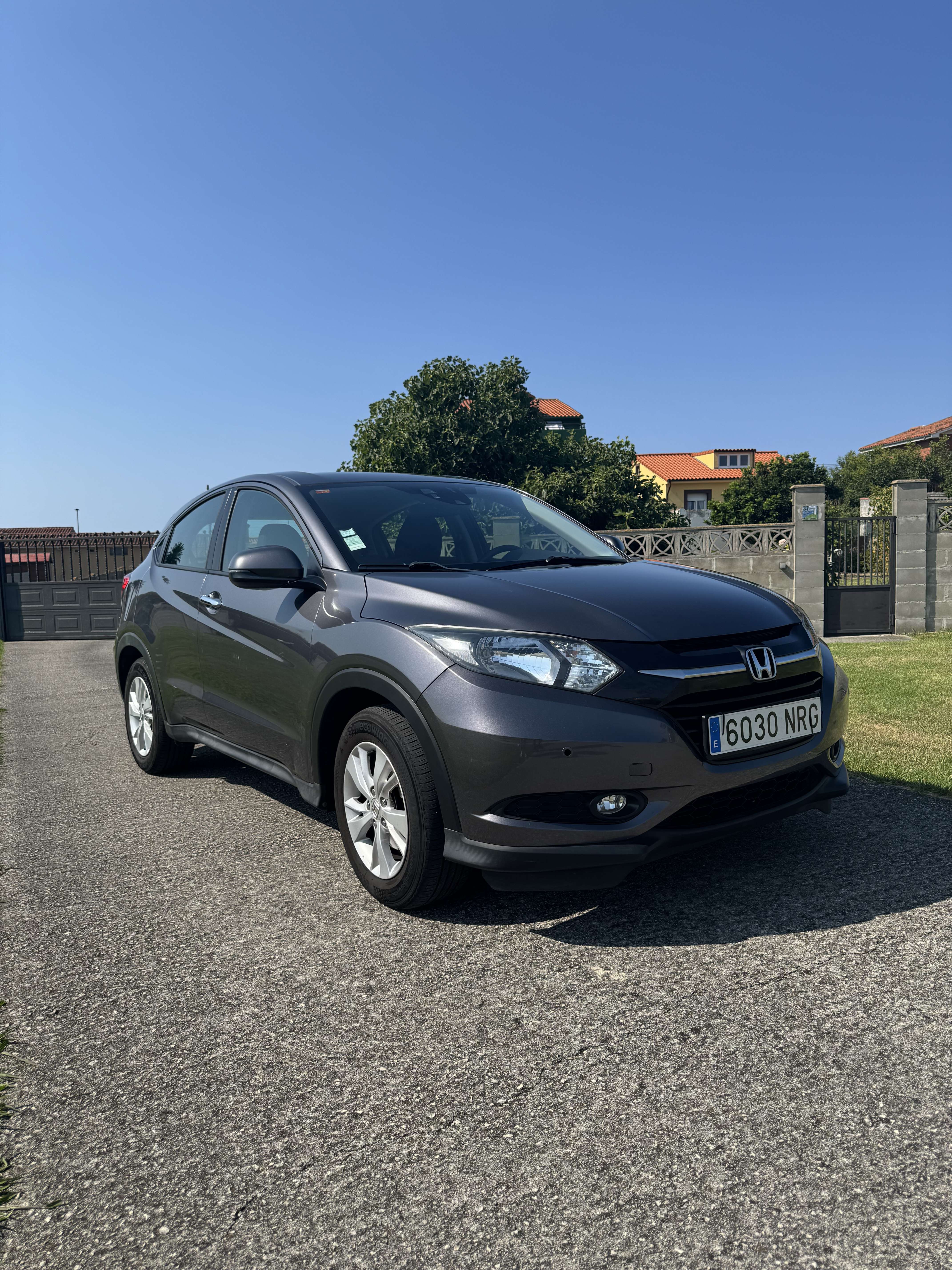 Honda HR-V 1.6 i-DTEC Elegance - foto 1