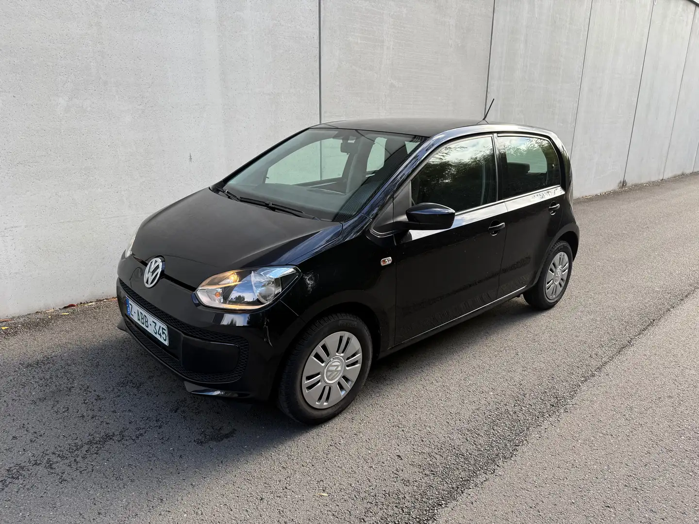 Volkswagen up! 1.0i / Clim / État neuf ! Noir - 1