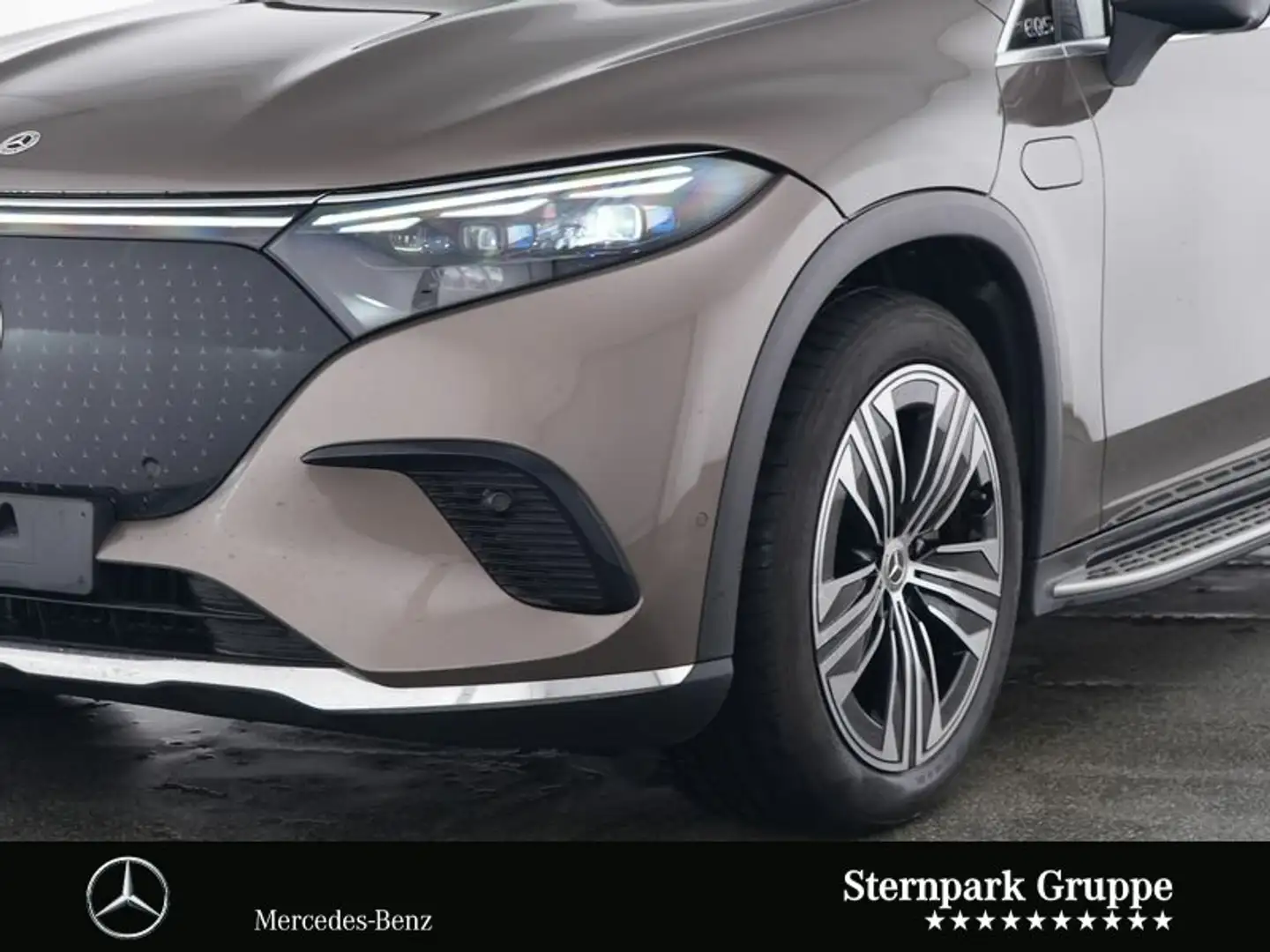 Mercedes-Benz EQS SUV EQS 450 4M SUV '118kWh'HeatPump'Massage'AHK'TV' Brun - 2