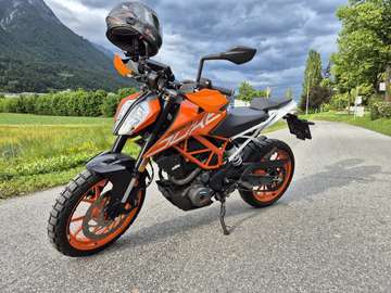 KTM Duke 390