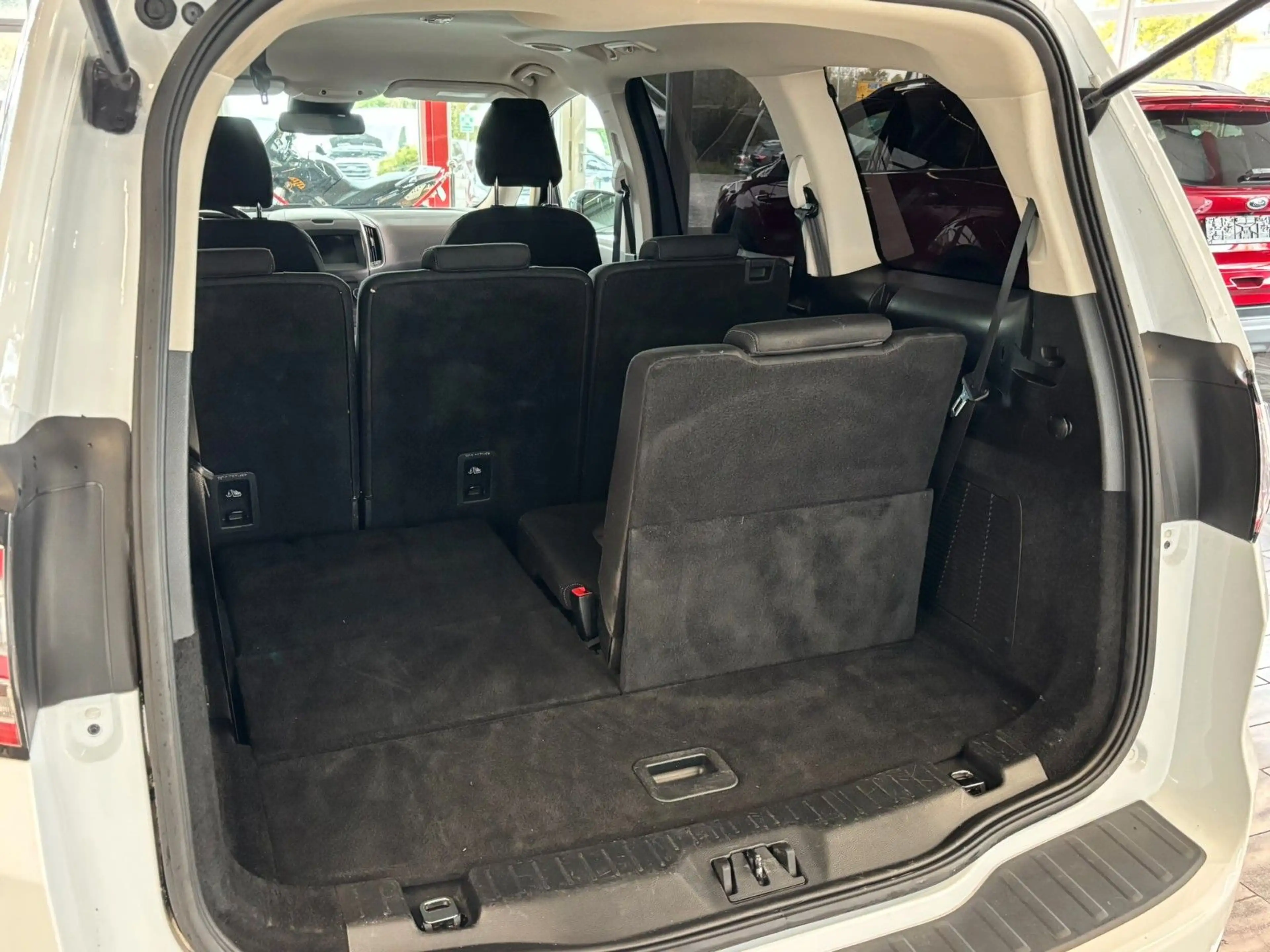 Ford Galaxy Titanium AWD AHK 7-Sitze LED 190PS — photo 20