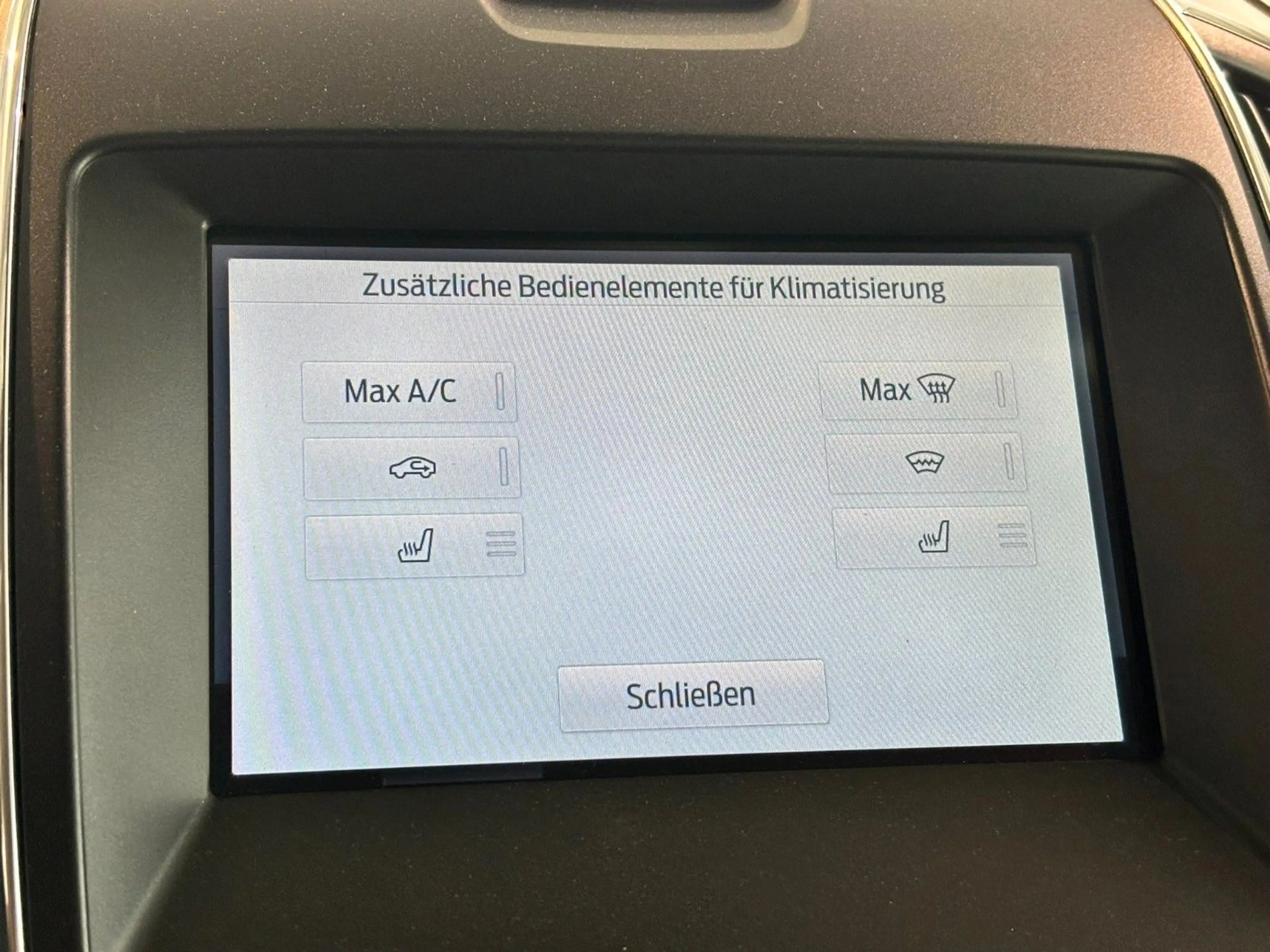 Ford Galaxy Titanium AWD AHK 7-Sitze LED 190PS — photo 41