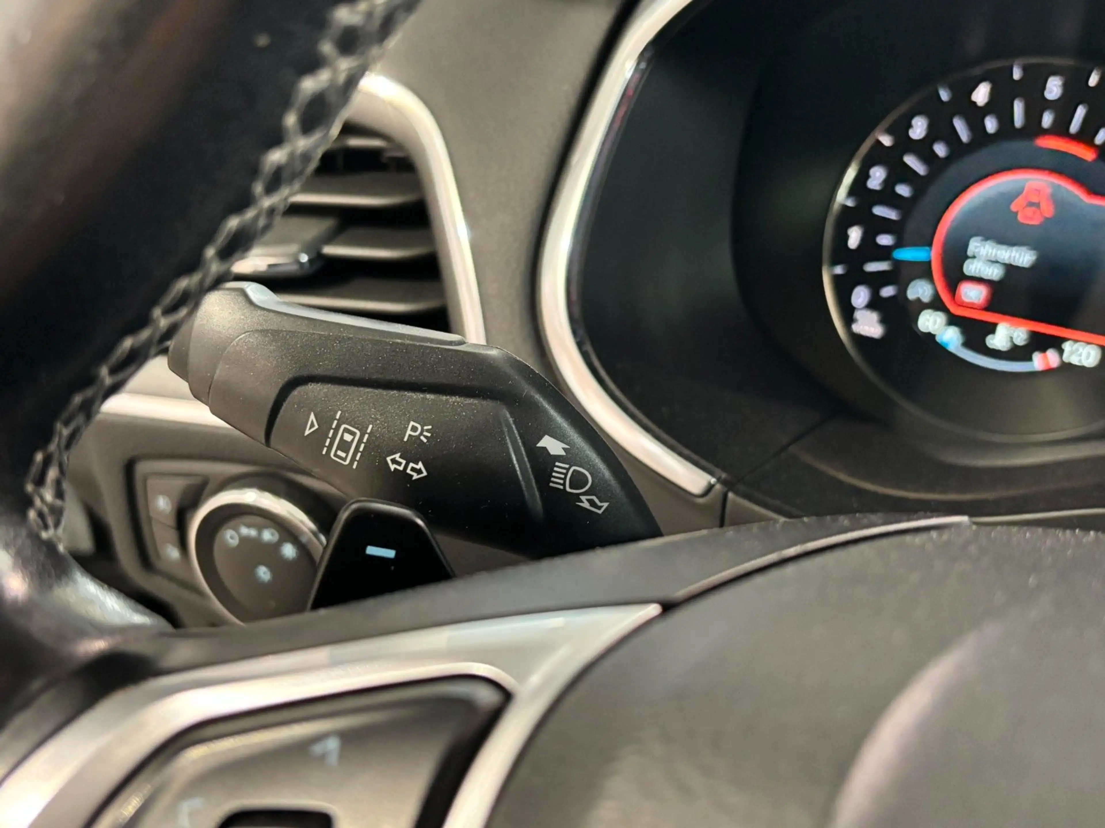 Ford Galaxy Titanium AWD AHK 7-Sitze LED 190PS — photo 34