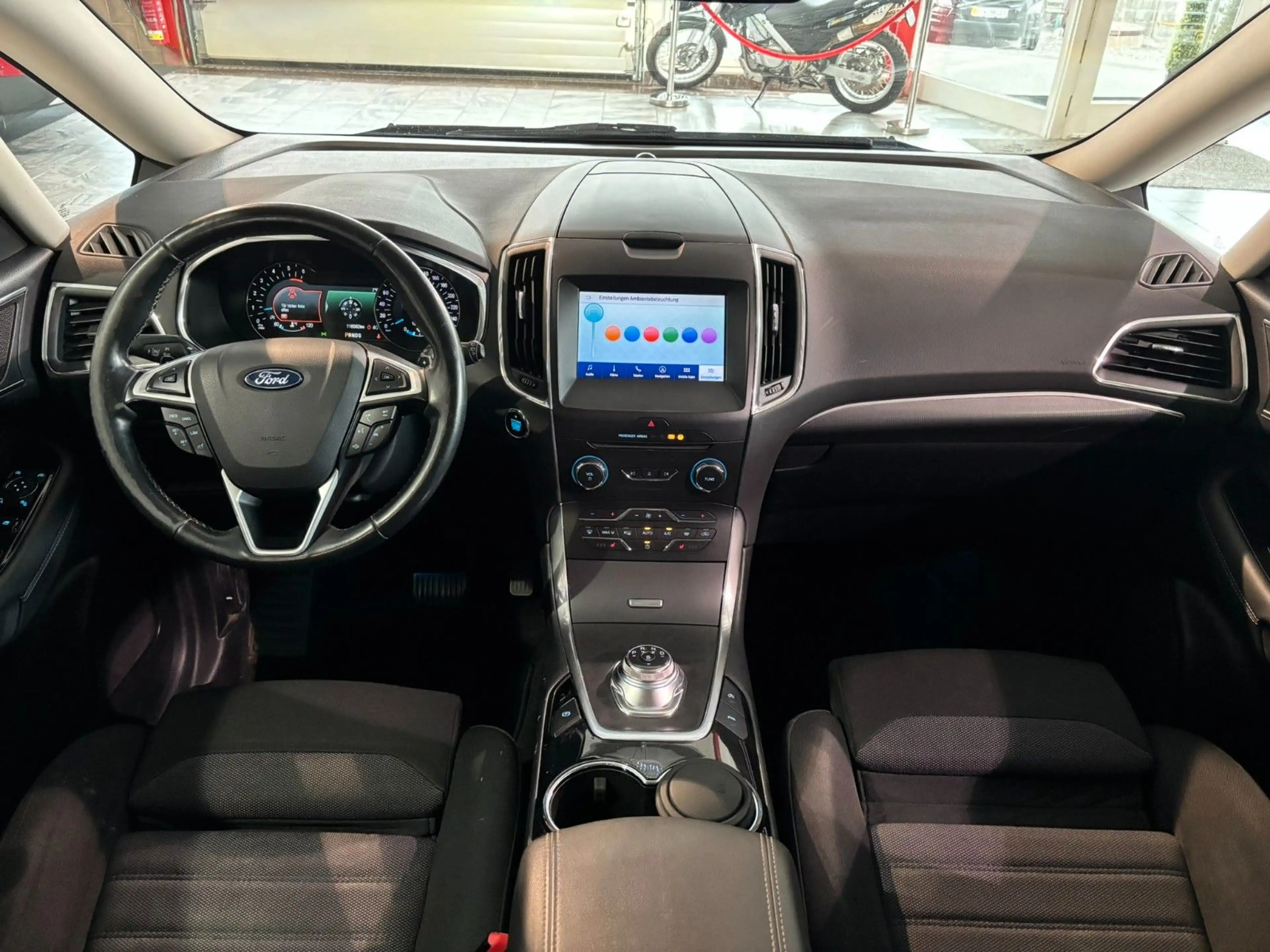 Ford Galaxy Titanium AWD AHK 7-Sitze LED 190PS — photo 48