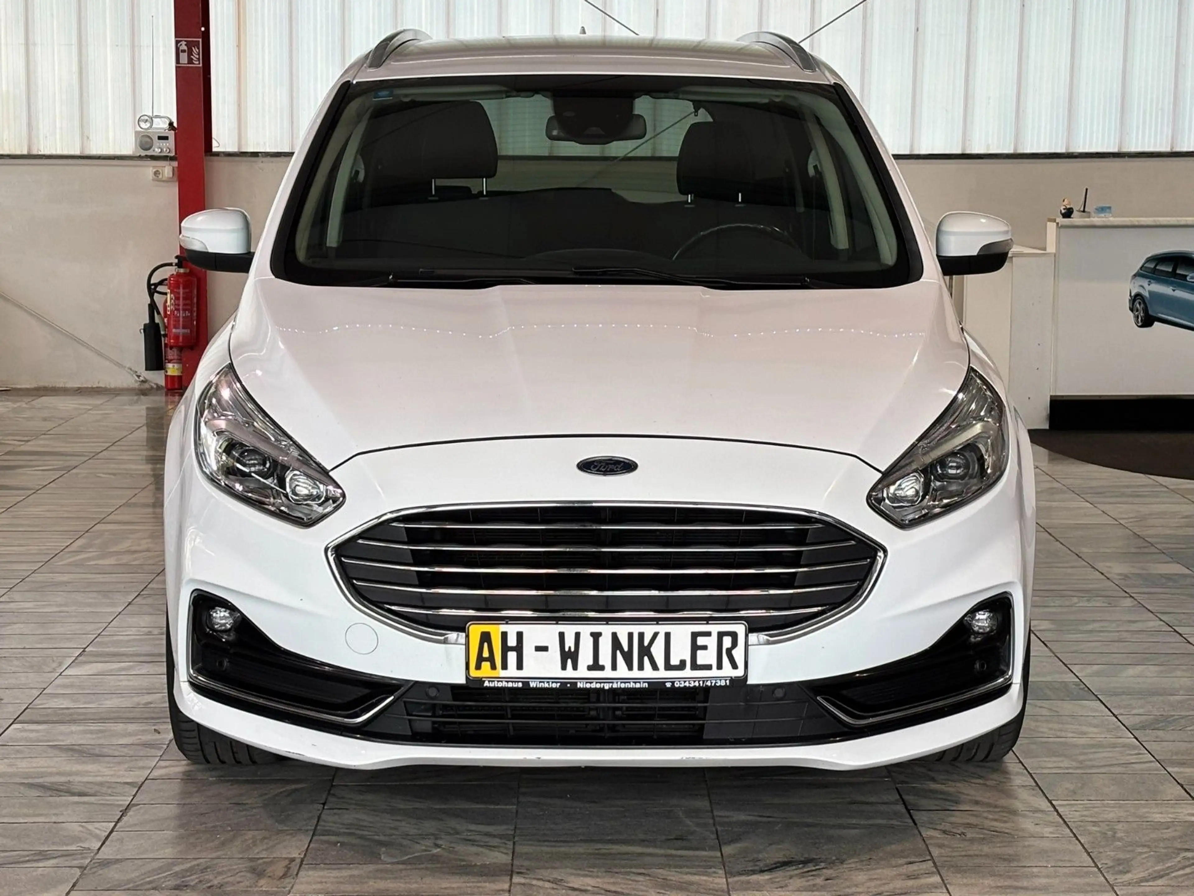 Ford Galaxy Titanium AWD AHK 7-Sitze LED 190PS — photo 8