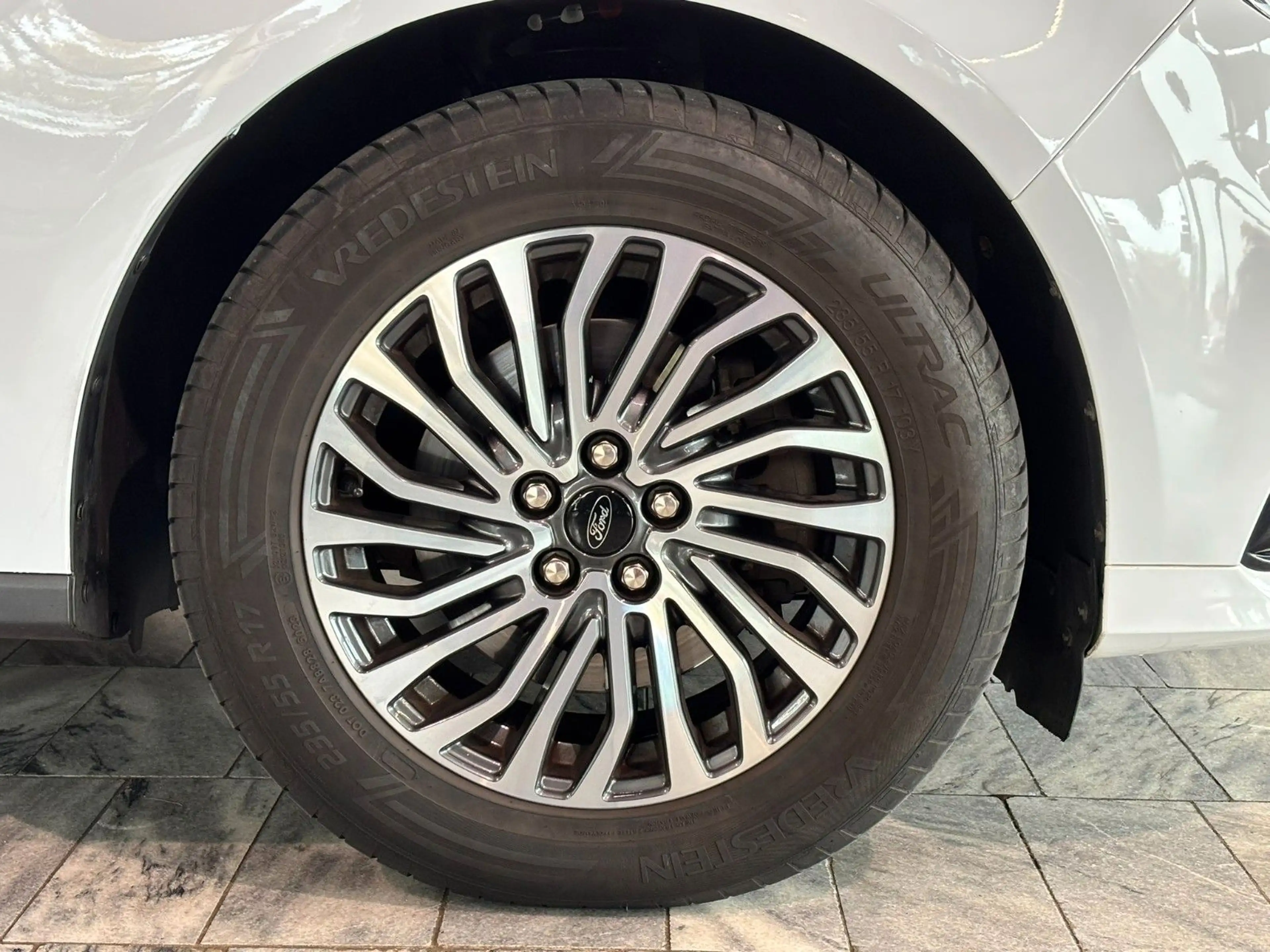 Ford Galaxy Titanium AWD AHK 7-Sitze LED 190PS — photo 9