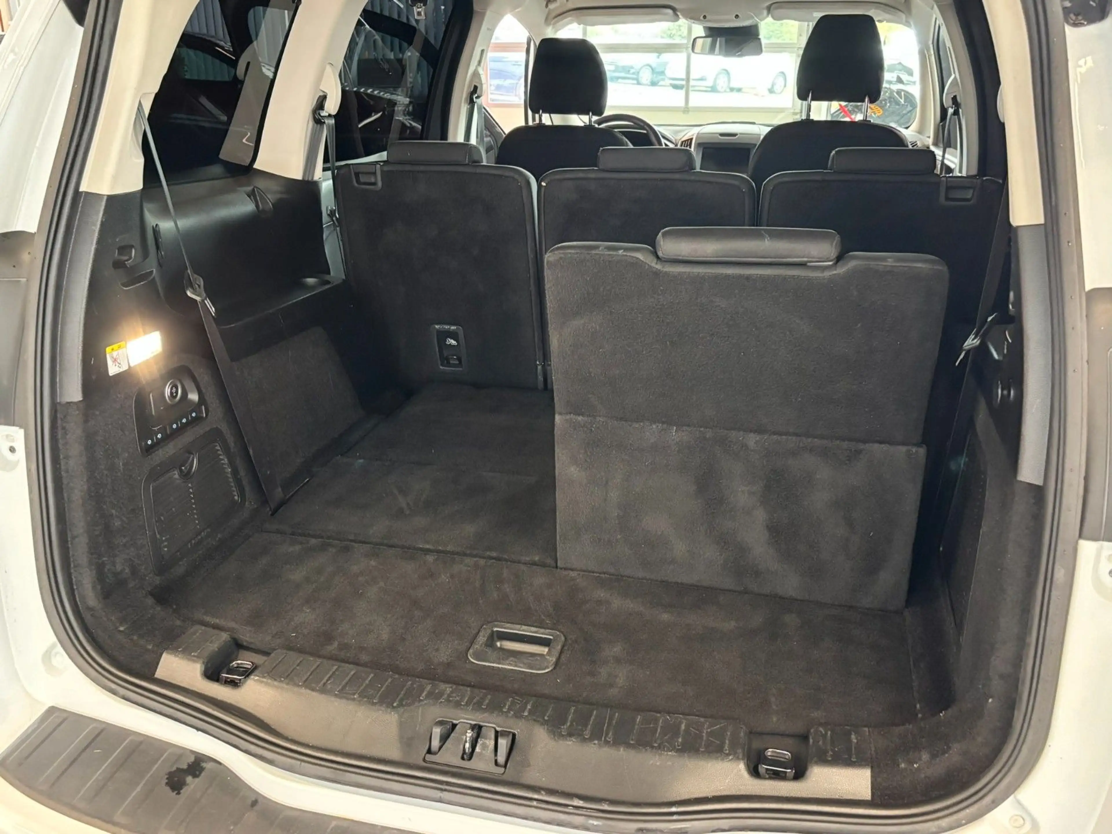 Ford Galaxy Titanium AWD AHK 7-Sitze LED 190PS — photo 21