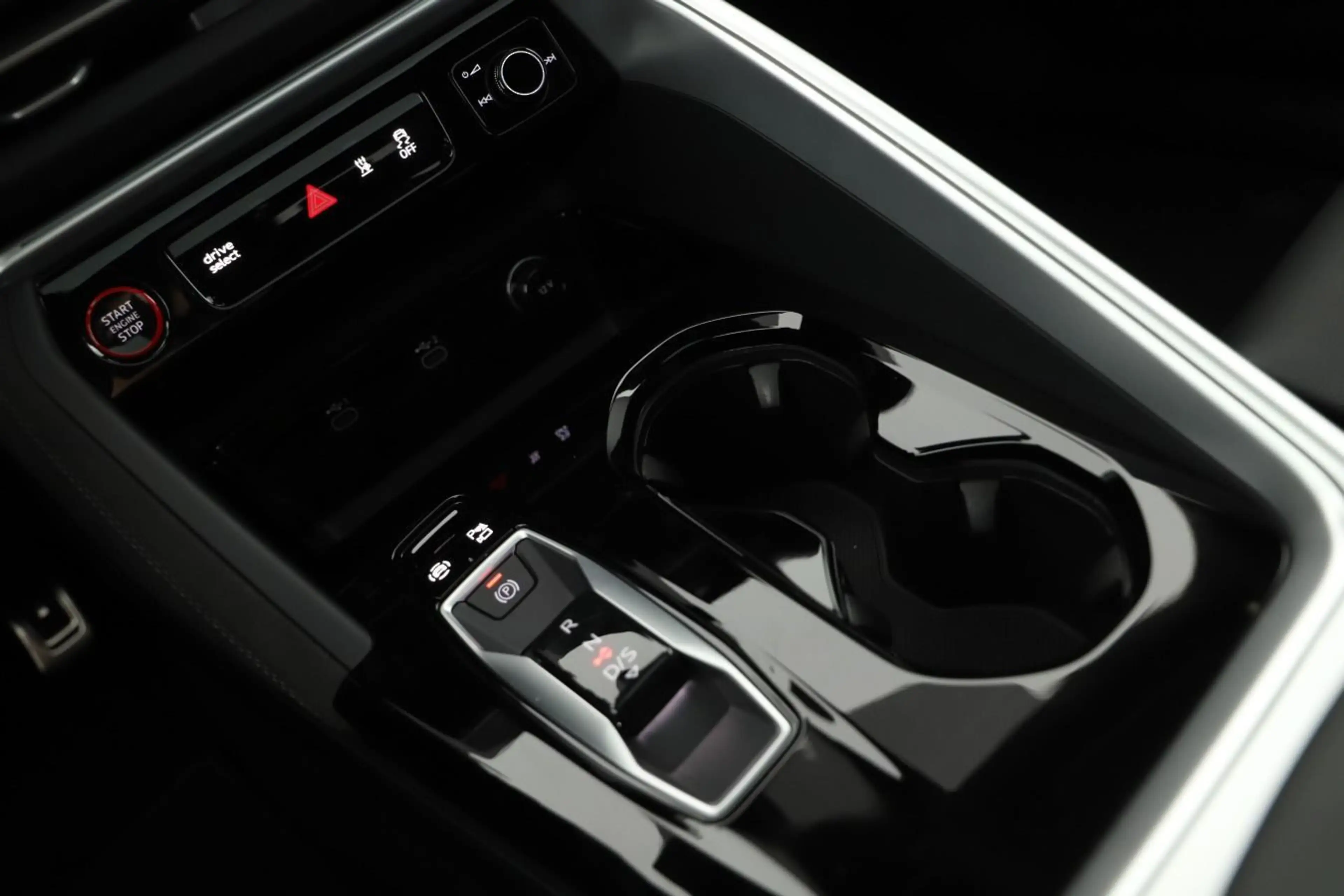 Audi SQ5 3.0 TFSI Q S tronic LED+/Luft/ACC/Standhzg./ — photo 11
