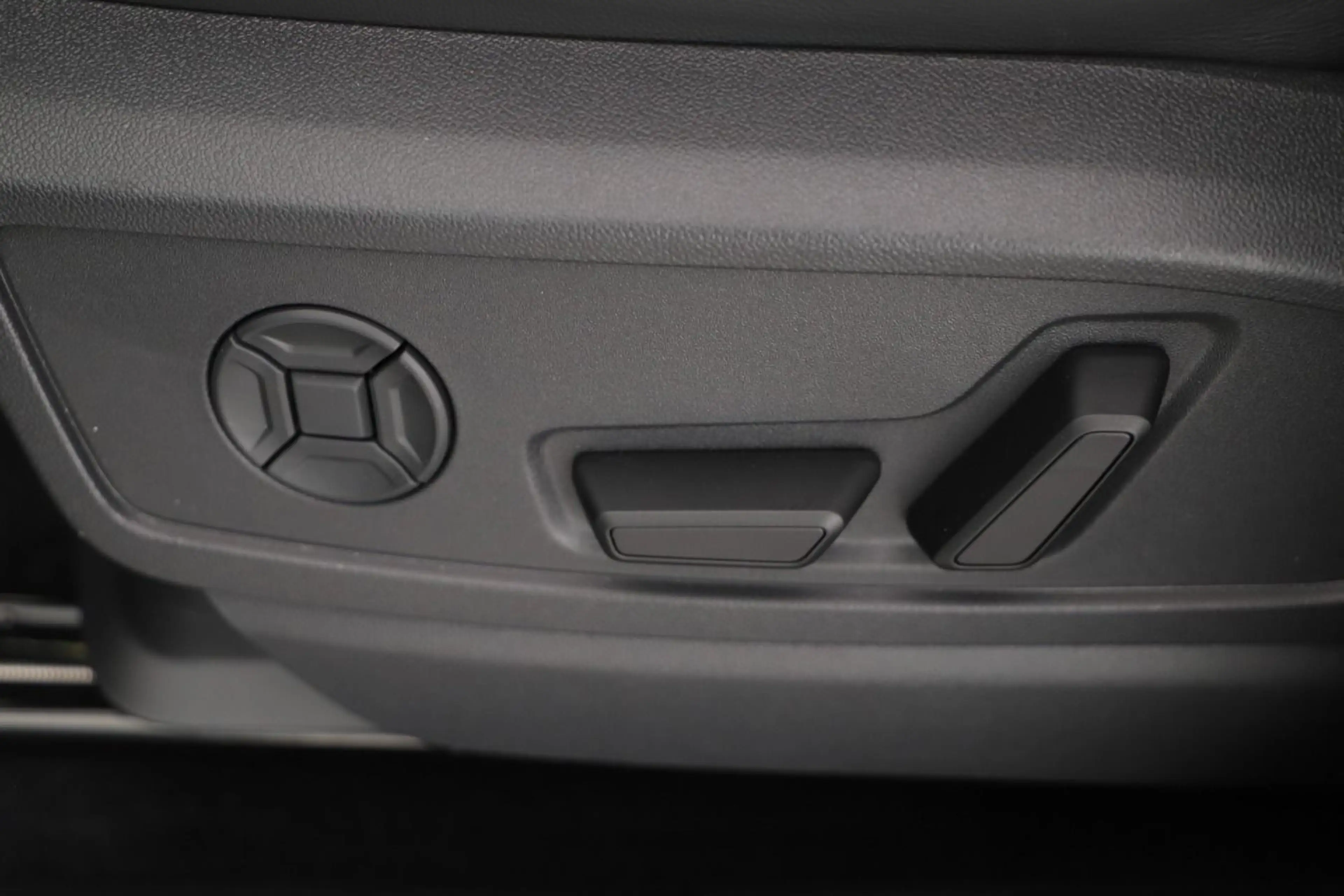 Audi SQ5 3.0 TFSI Q S tronic LED+/Luft/ACC/Standhzg./ — photo 14