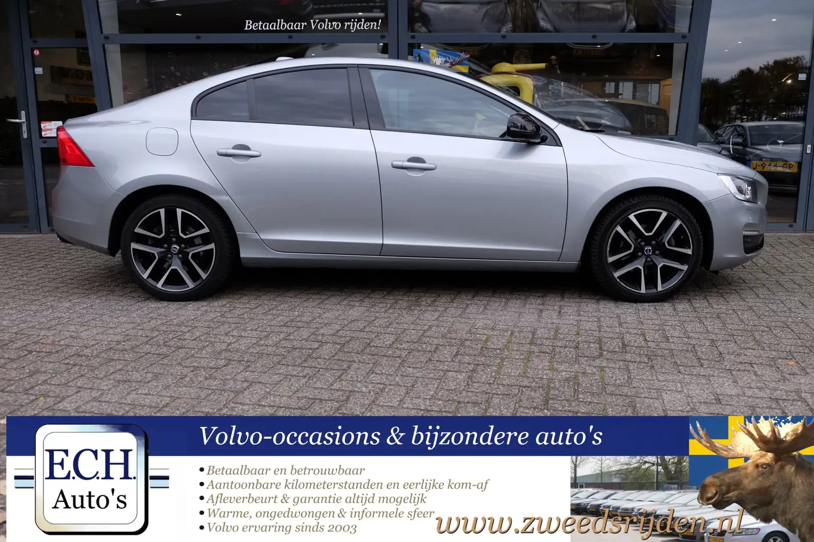 Volvo S60 T2 Polar+ Dynamic Automaat, Leer, Schuifdak Zilver - 2