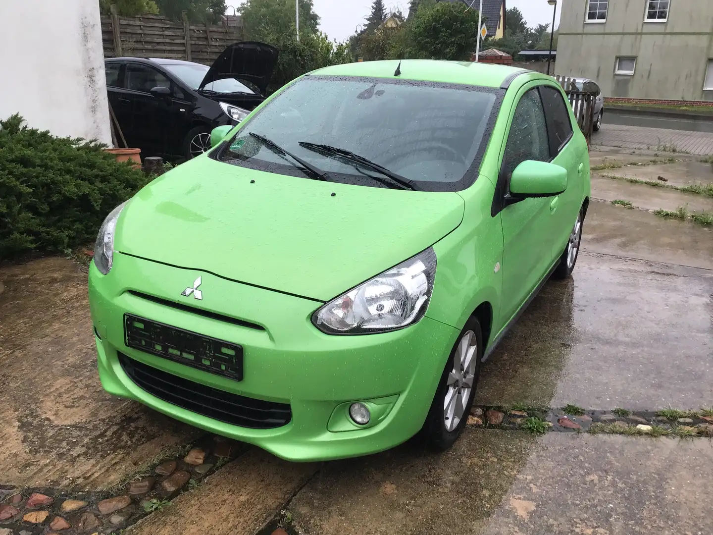 Mitsubishi Space Star Shine+ Verde - 2