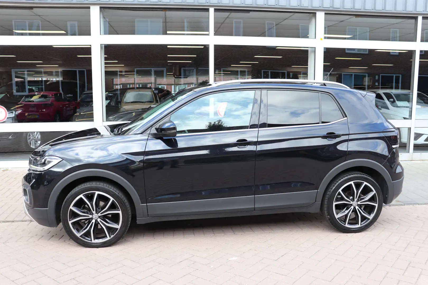 Volkswagen T-Cross 1.0 TSI Style automaat. Navigatie, Full-led, 18"lm Noir - 2