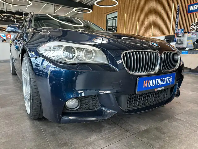 BMW 5 Series view 5