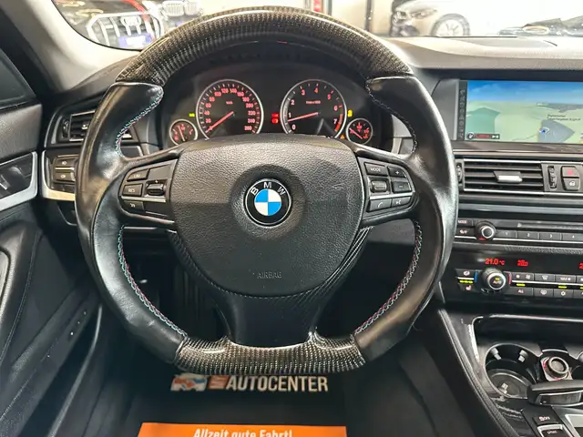 BMW 5 Series view 7