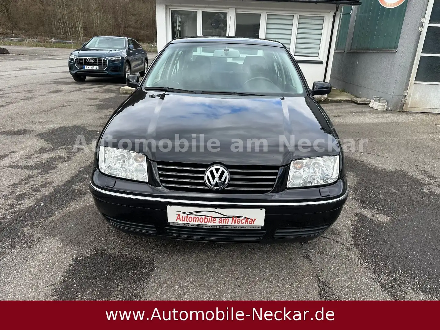 Volkswagen Bora 1.6 FSi Lim. Highline-Klimaautomatik-2.Hand Schwarz - 2