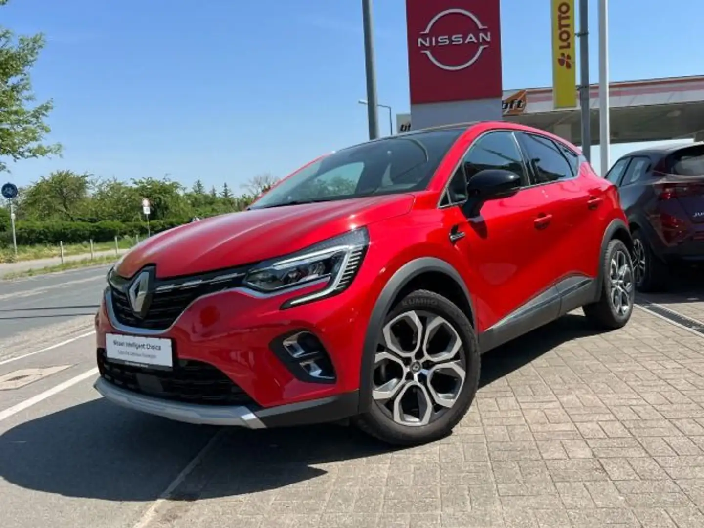 Renault Captur II Intens *Sitzhzg.*Navi*Schiebedach* Rosso - 2
