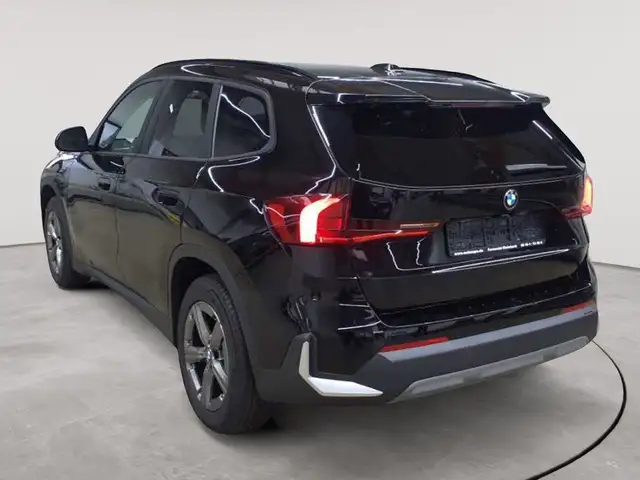 BMW X1 view 5