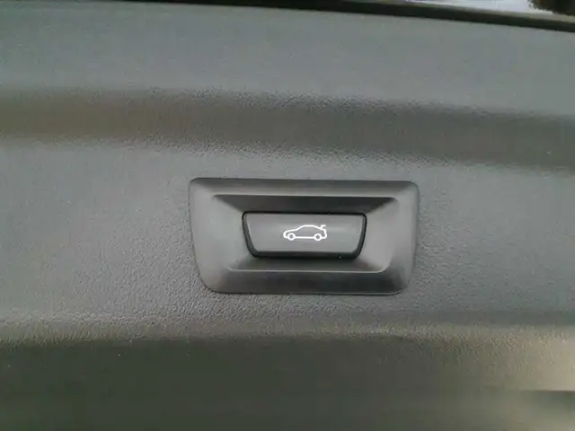 BMW X1 view 16