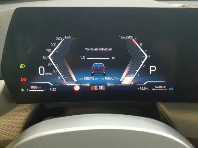 BMW X1 view 11