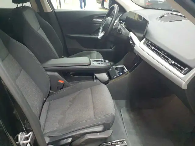 BMW X1 view 8