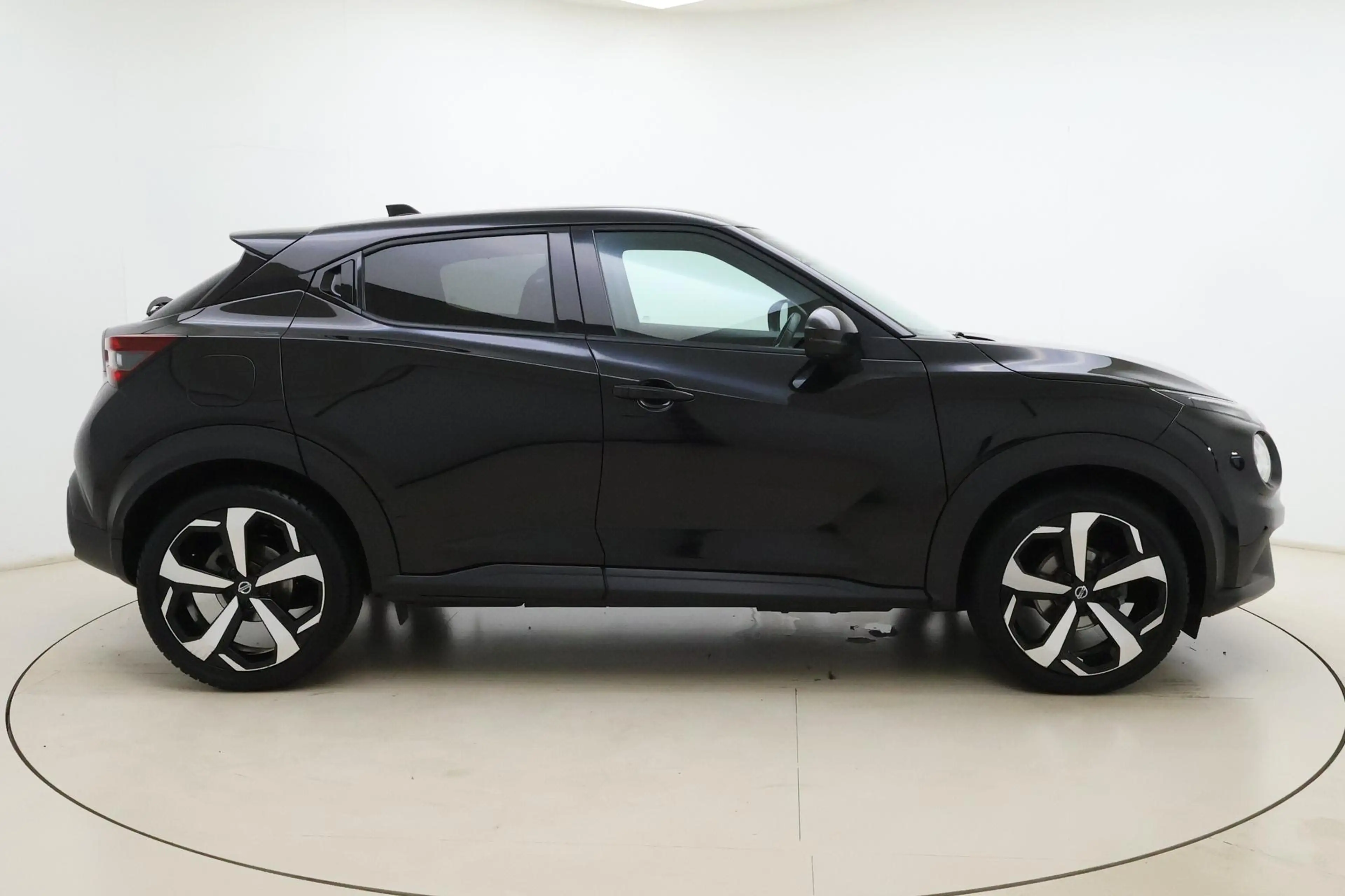 Nissan Juke 1.0 DIG-T N-Design 117pk | Climate Control | Stoel — photo 9