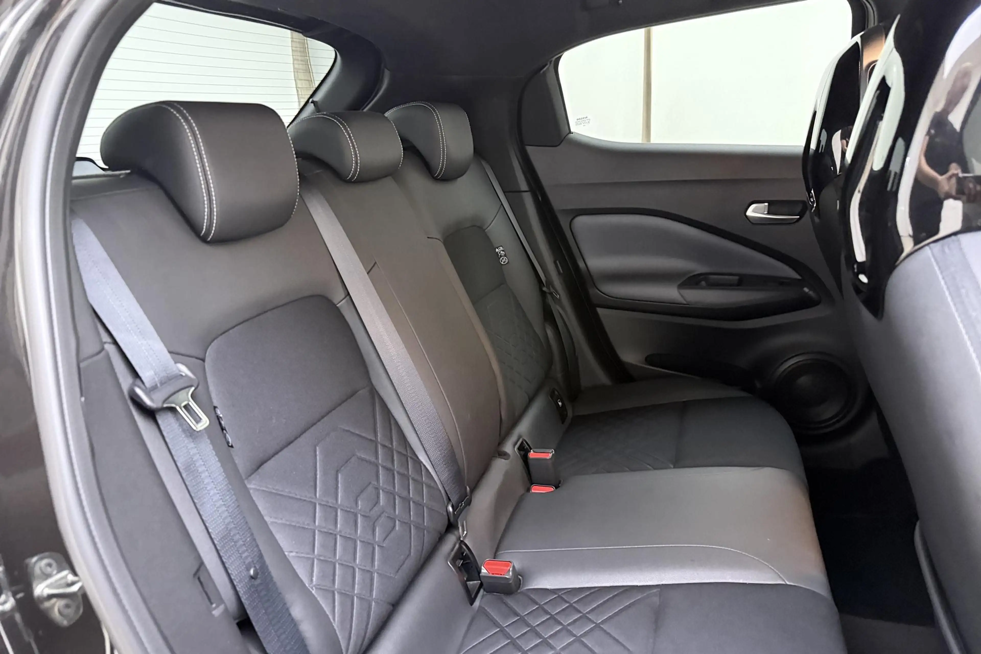 Nissan Juke 1.0 DIG-T N-Design 117pk | Climate Control | Stoel — photo 14