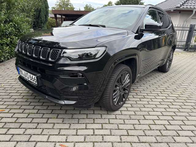 Imagine Jeep Compass S Plug-In Hybrid 4WD Vollausstattung mit AHK