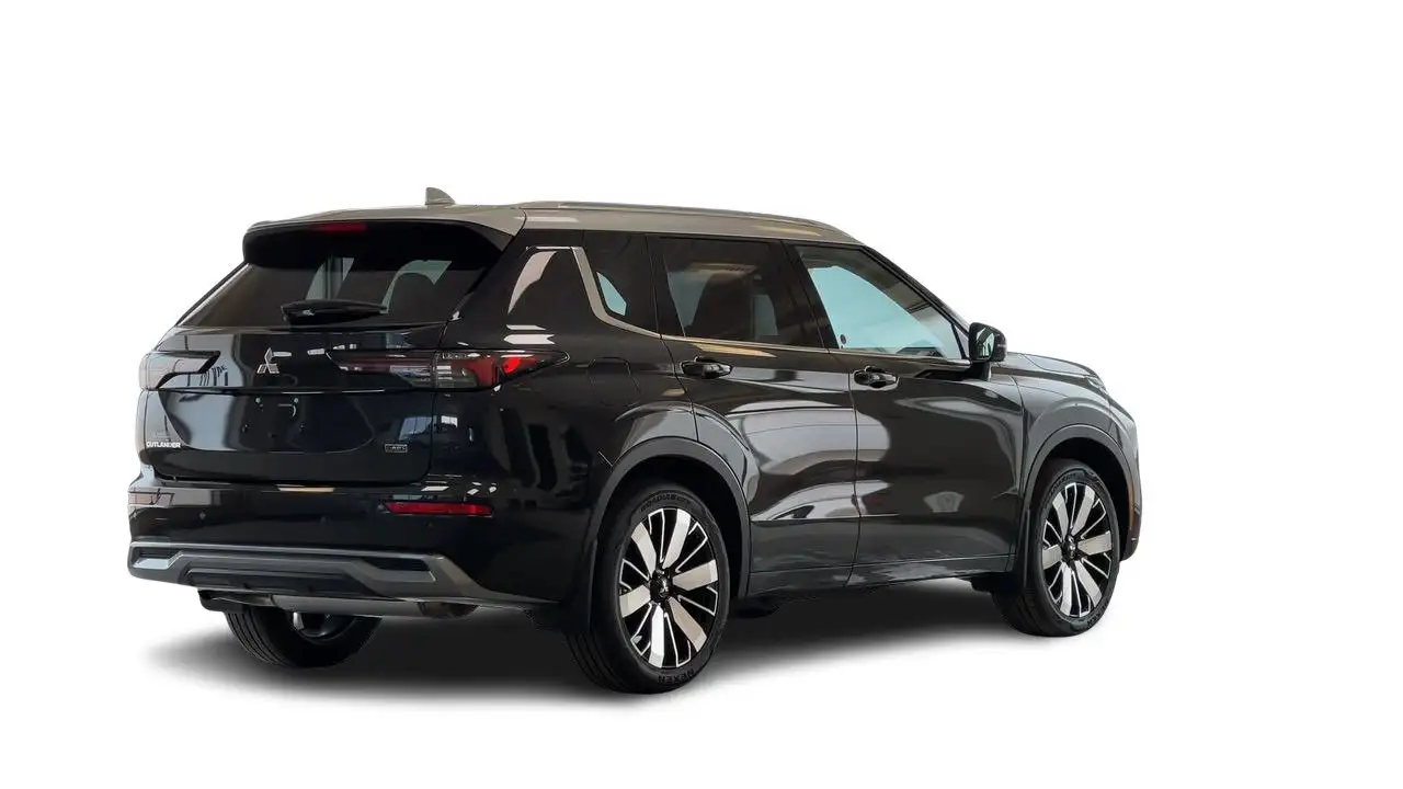 Mitsubishi Outlander снимка Mitsubishi Outlander