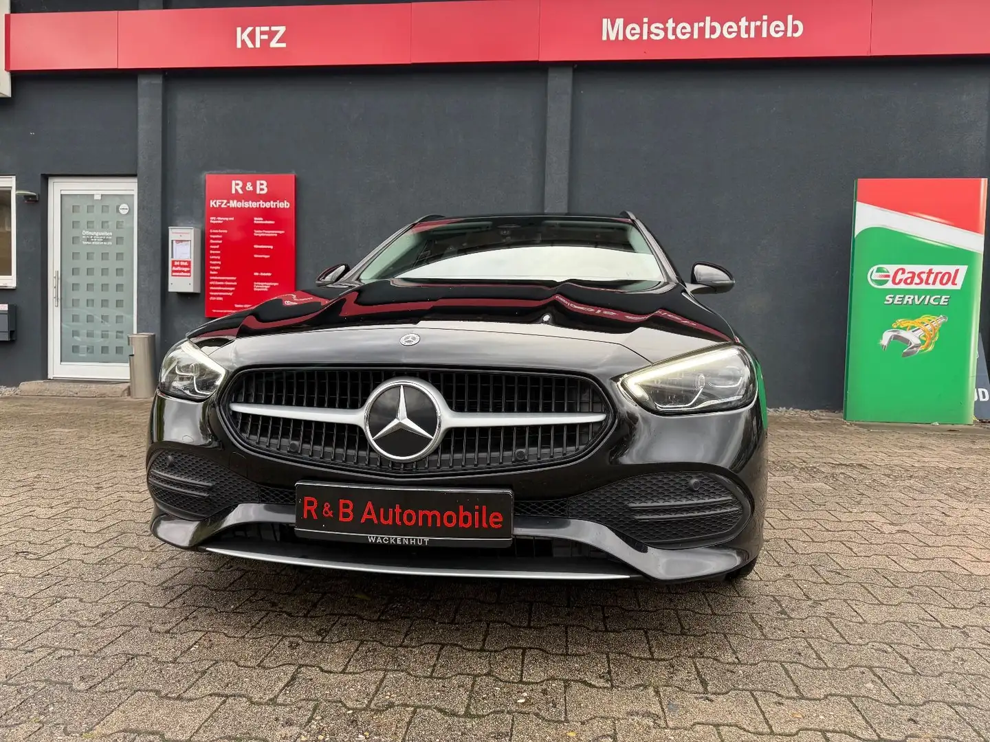 Mercedes-Benz C 200 C -Klasse T-Modell*RFK*ACC*Navi*Led*1xHand Schwarz - 2