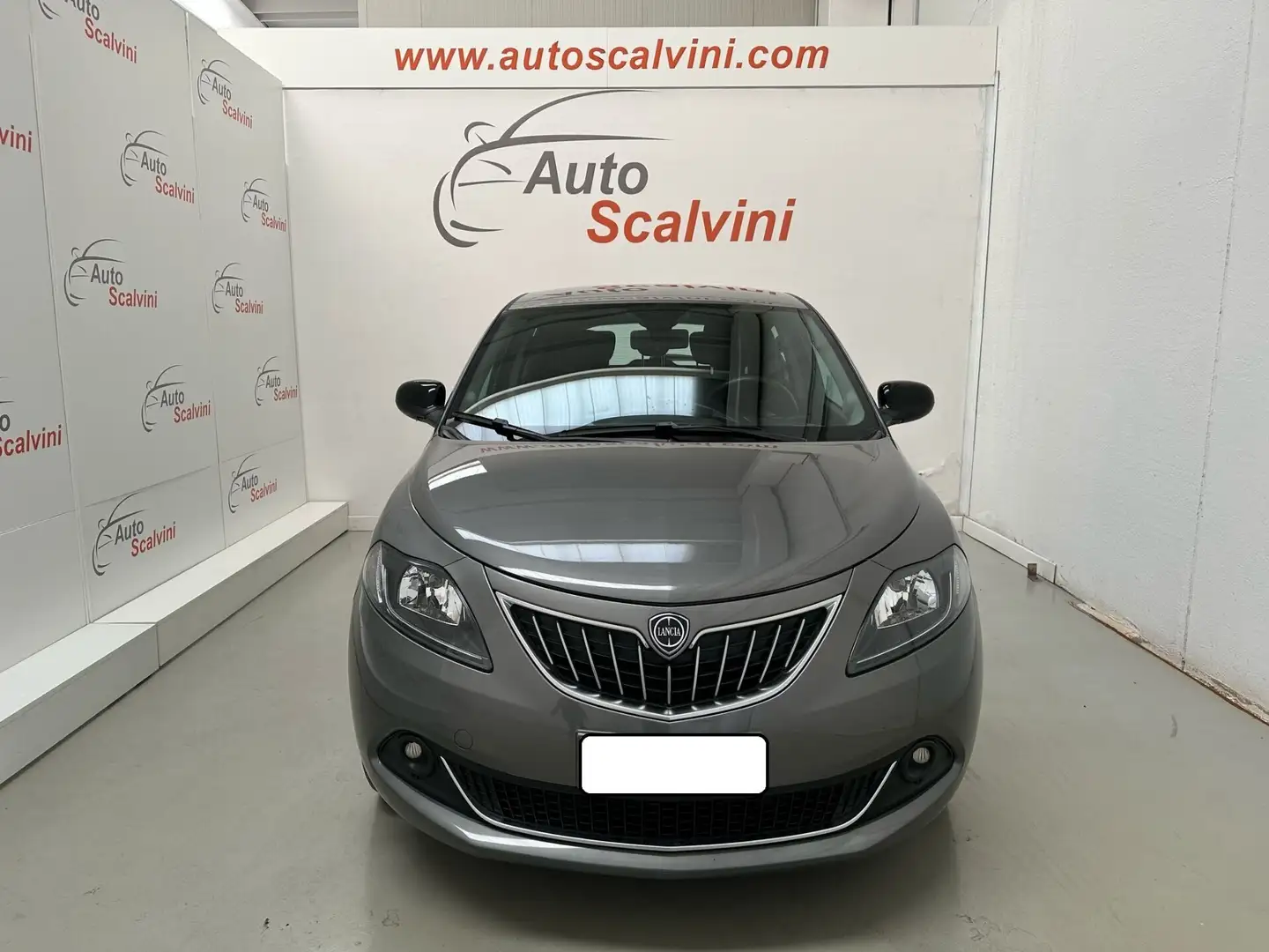 Lancia Ypsilon 1.0 FireFly 5 porte S&S Hybryd Gold Grigio - 2