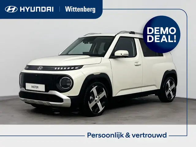 Hyundai Inster Evolve Sky 49 kWh | Winter Pack | Tech Pack | Warm