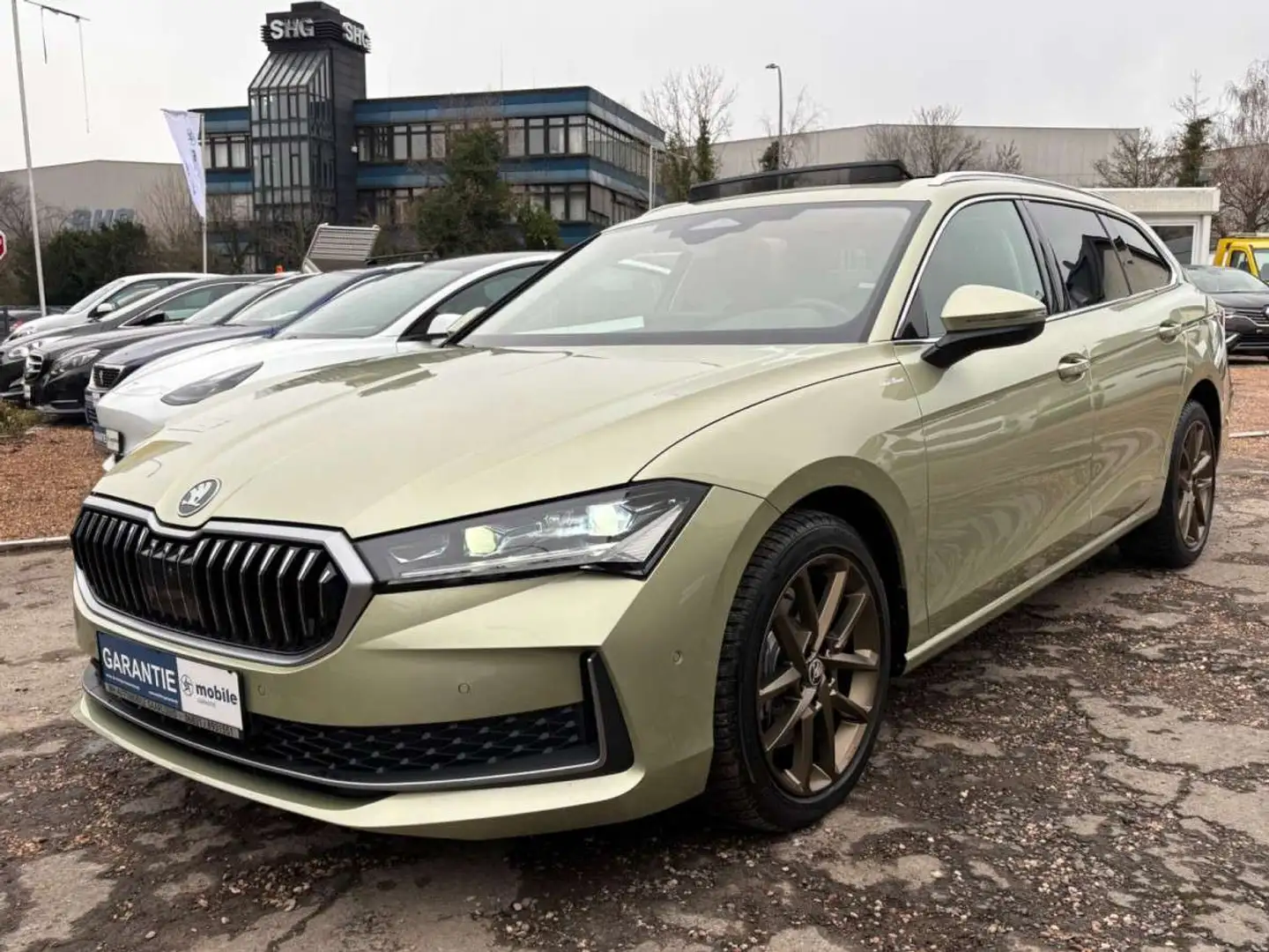 Skoda Superb Combi 2.0 TDI 142 kW 4x4 L\u0026K Jaune - 2