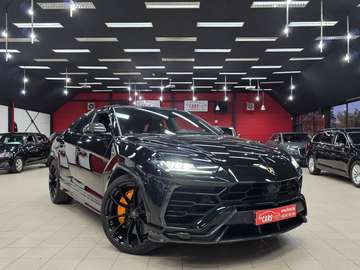 Urus 4.0 BiTurbo V8 FULL EXT. CARBON/B&O**