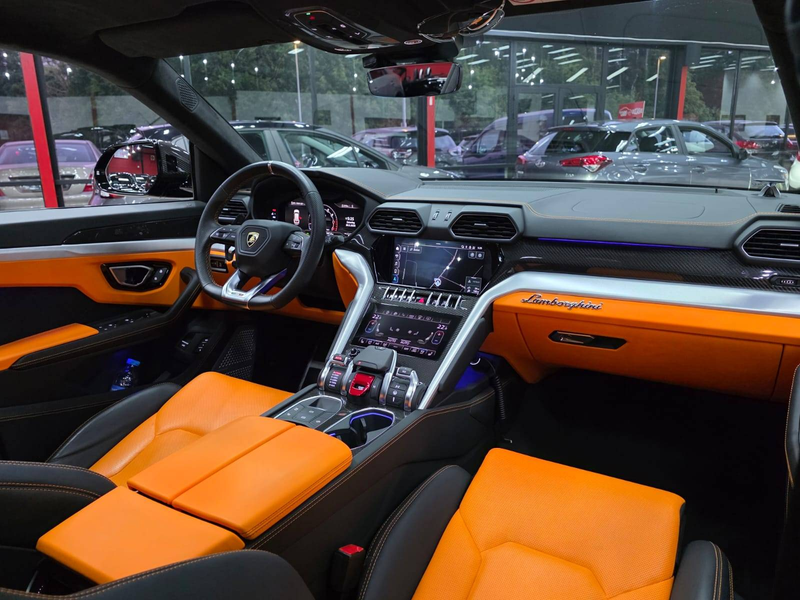 Lamborghini Urus Urus 4.0 BiTurbo V8 FULL EXT. CARBON/B&O** — photo 14