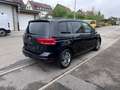 Volkswagen Touran 1.5TSI DSG 7S AHK PANO DYN RFK eHECK KEY Schwarz - thumbnail 5