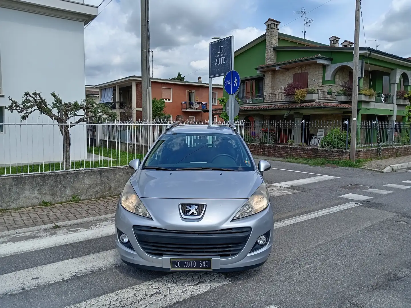 Peugeot 207 SW 1.4 8v 75cv eco-Gpl NOPATENTATI PERFETTA! Plateado - 2