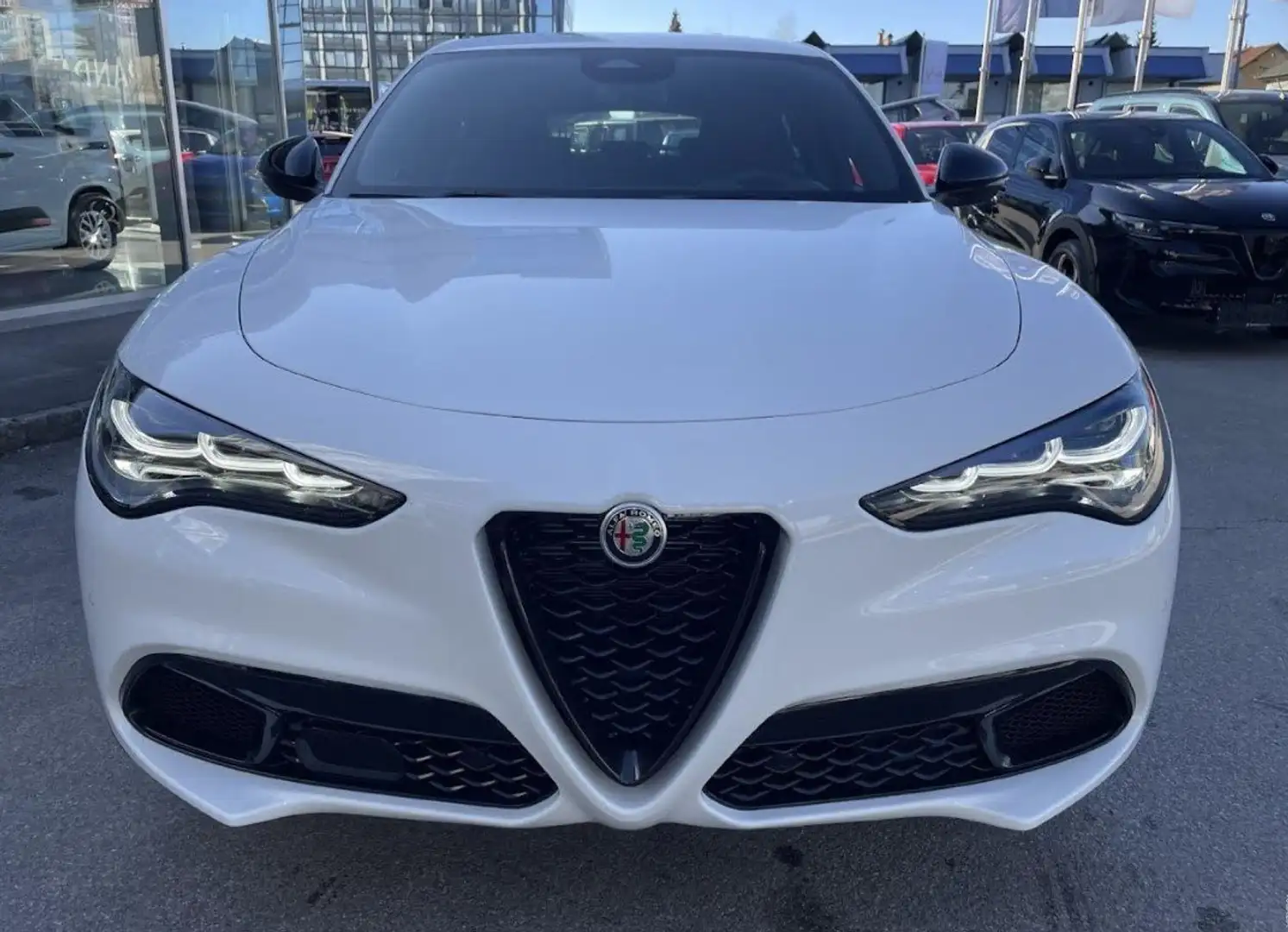 Alfa Romeo Stelvio Stelvio 2.2 t Sprint Q4 210cv auto  KM 0 Blanco - 2