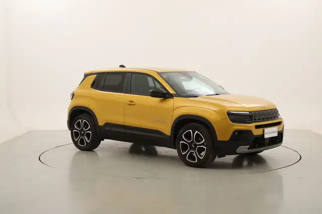 Jeep Avenger view 7