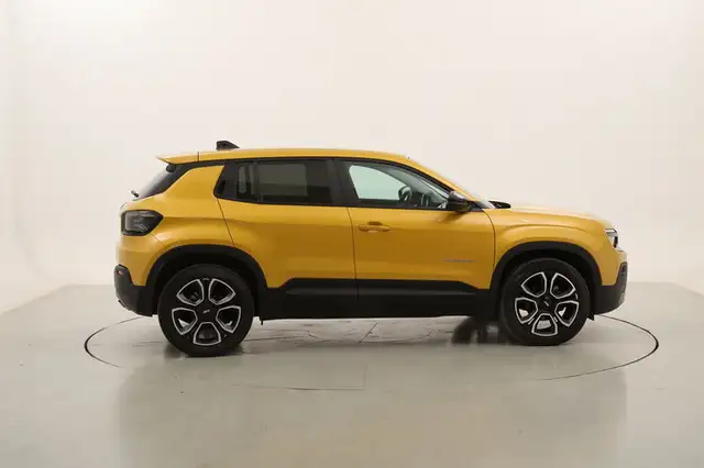 Jeep Avenger view 6