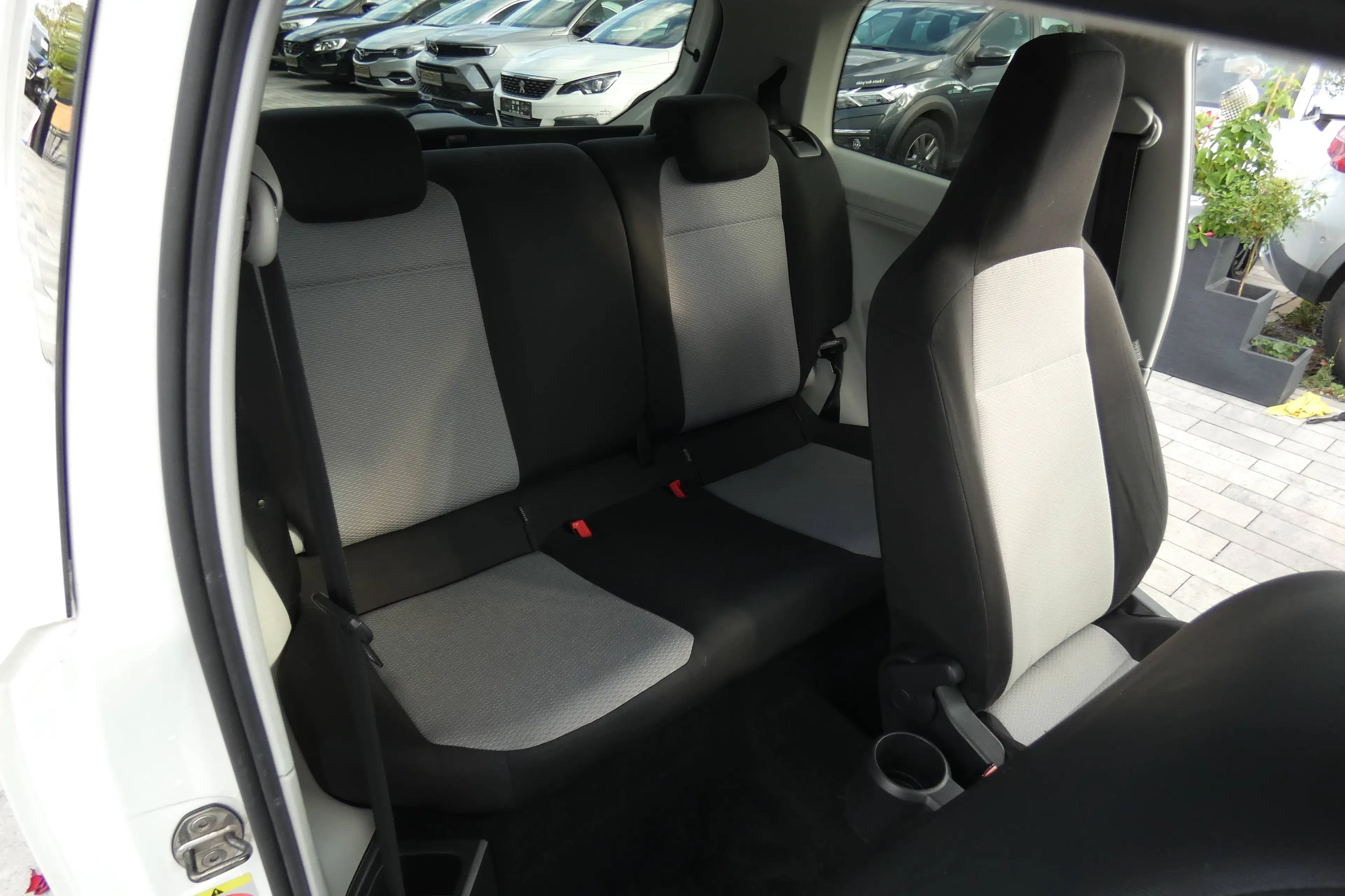 SEAT Mii Style Sehr gute Austattung 40.000KM!! 8 Fach bereift, Tüv Neu — photo 13