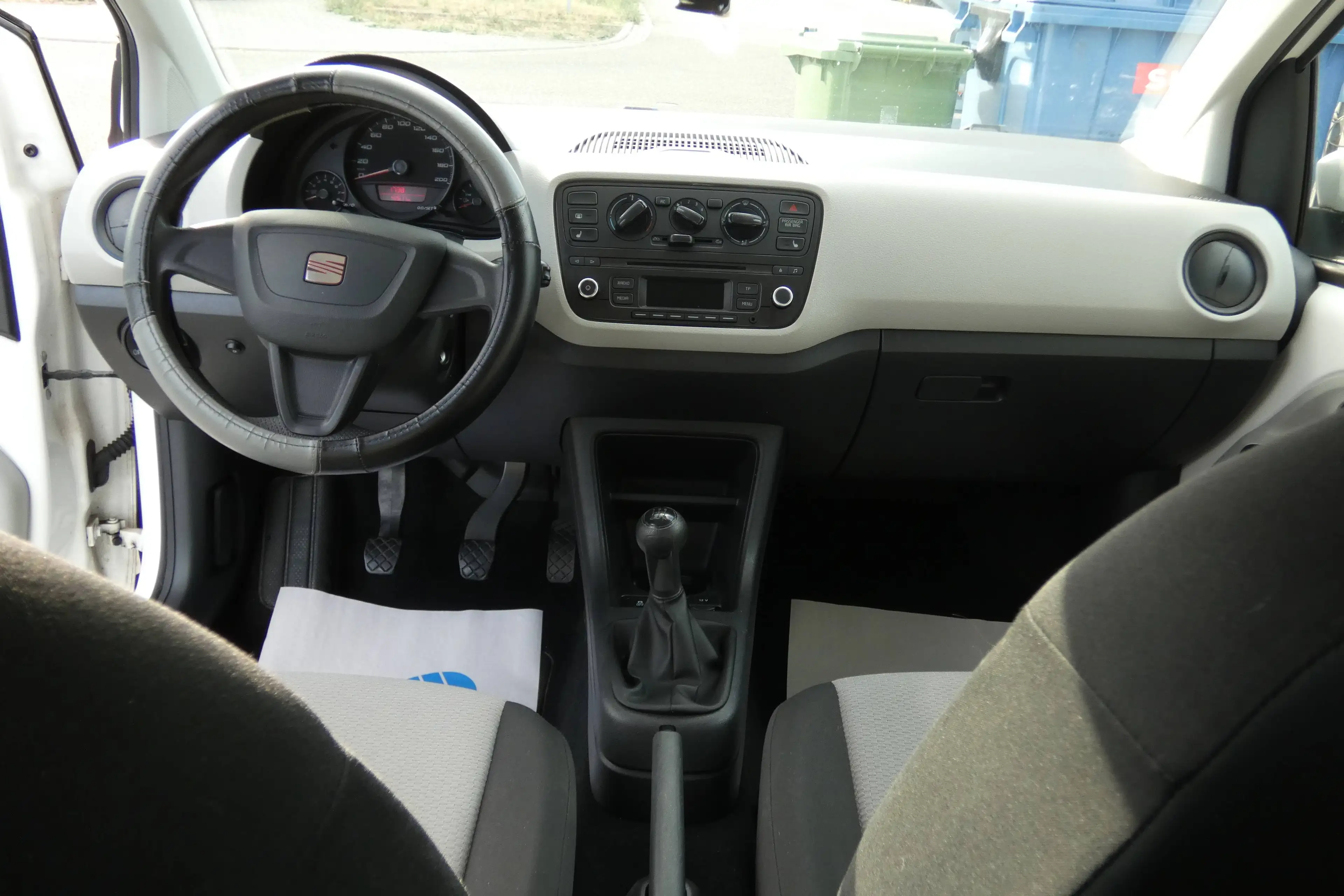 SEAT Mii Style Sehr gute Austattung 40.000KM!! 8 Fach bereift, Tüv Neu — photo 14