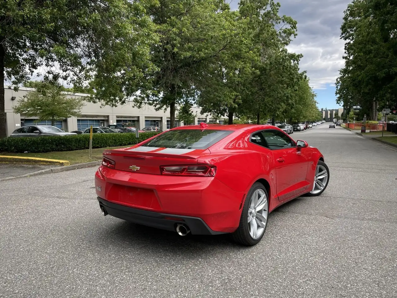 Chevrolet Camaro снимка Chevrolet Camaro