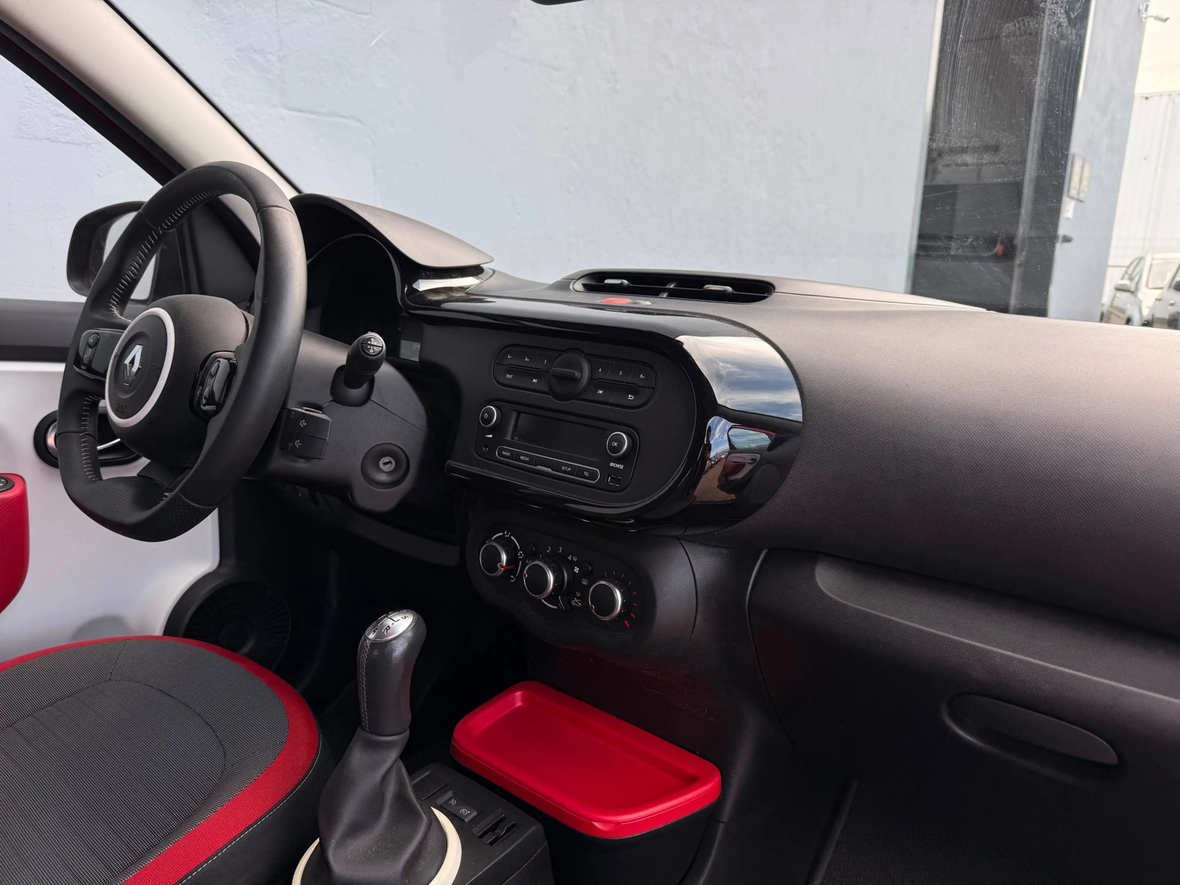 Renault Twingo 1.0 SCe Dynamique 5-Deurs - LMV — photo 9