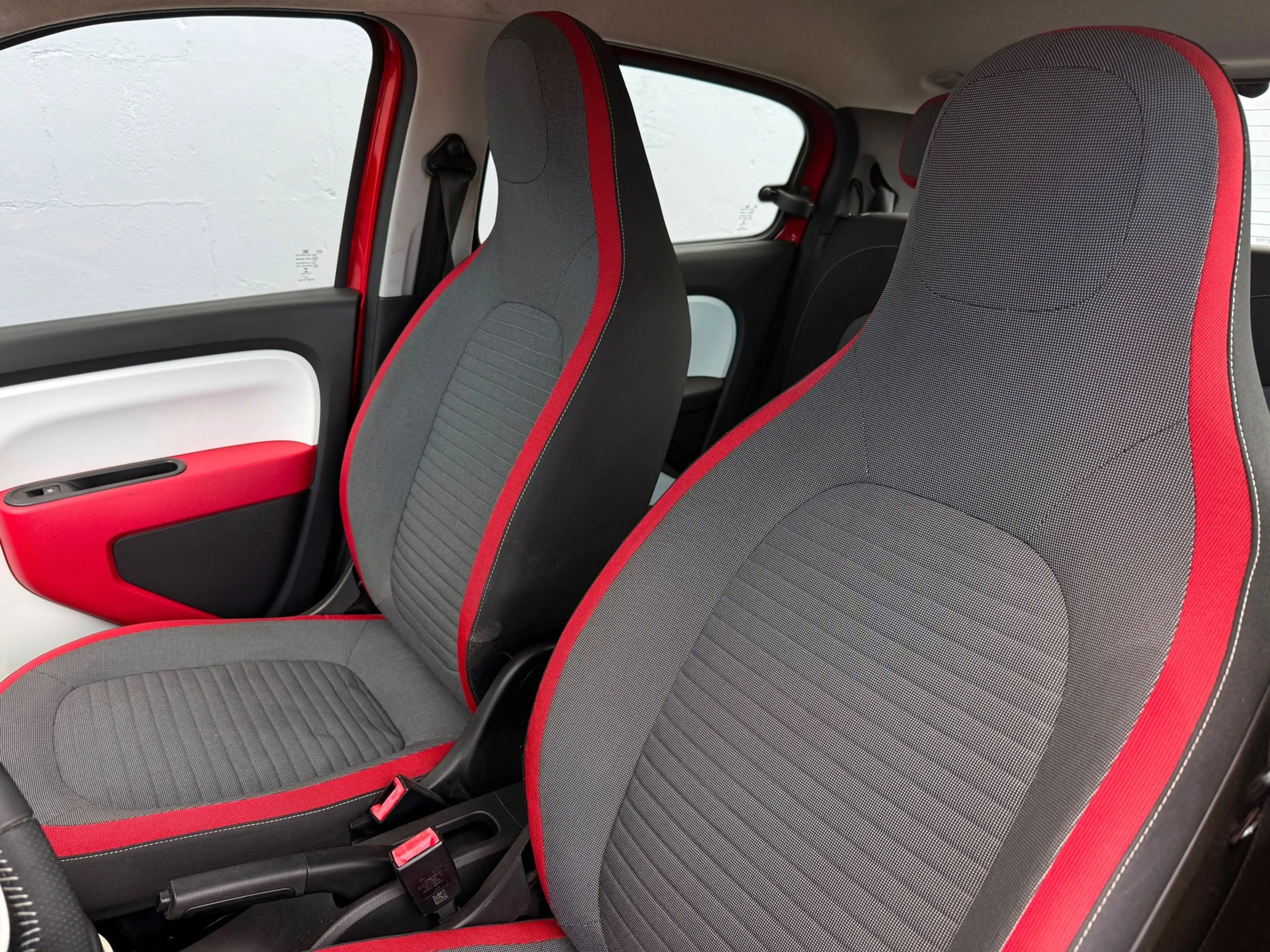 Renault Twingo 1.0 SCe Dynamique 5-Deurs - LMV — photo 7