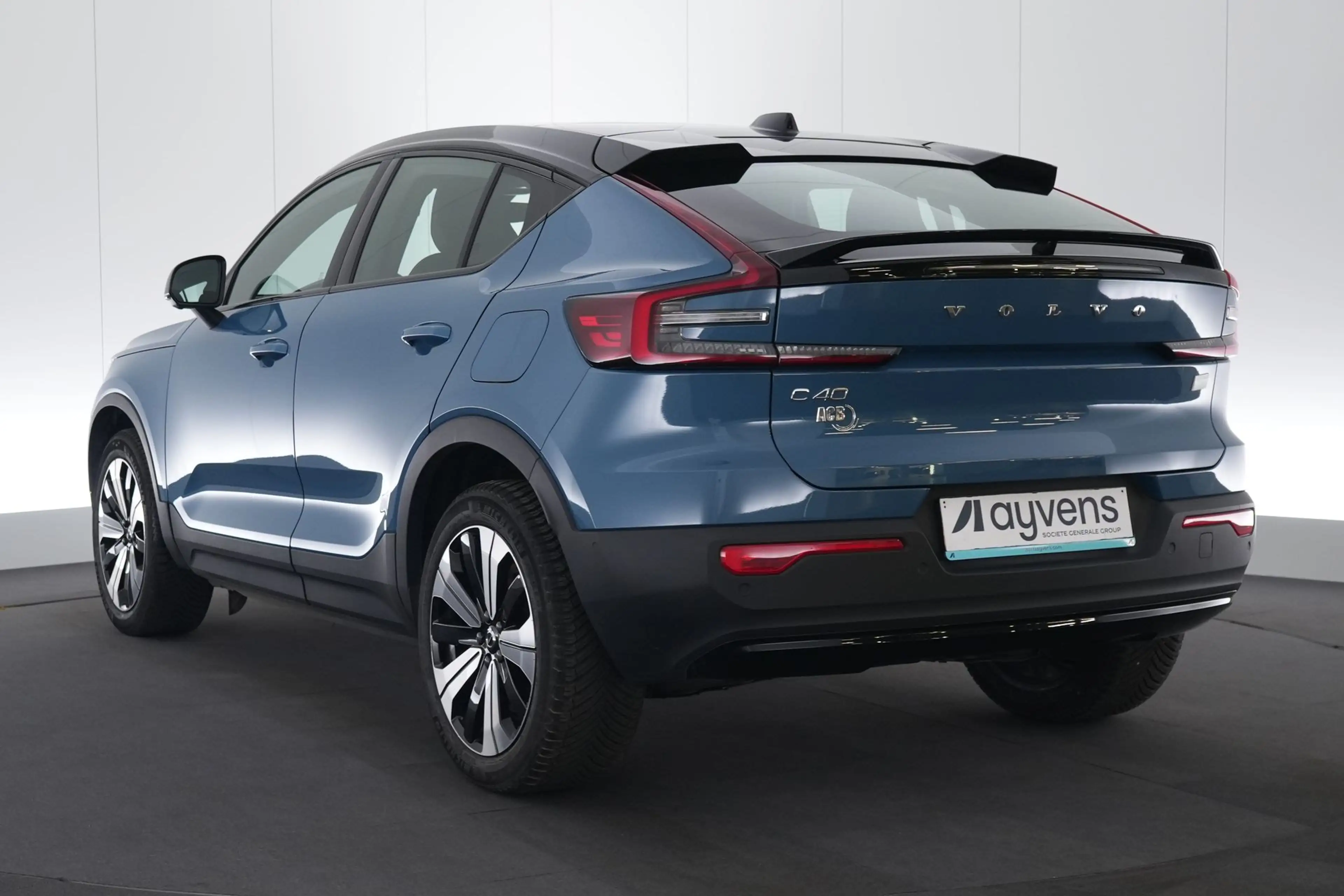 Volvo C40 Recharge Twin Launch Ed. LEDER/ALCANTARA LED GPS P — photo 9
