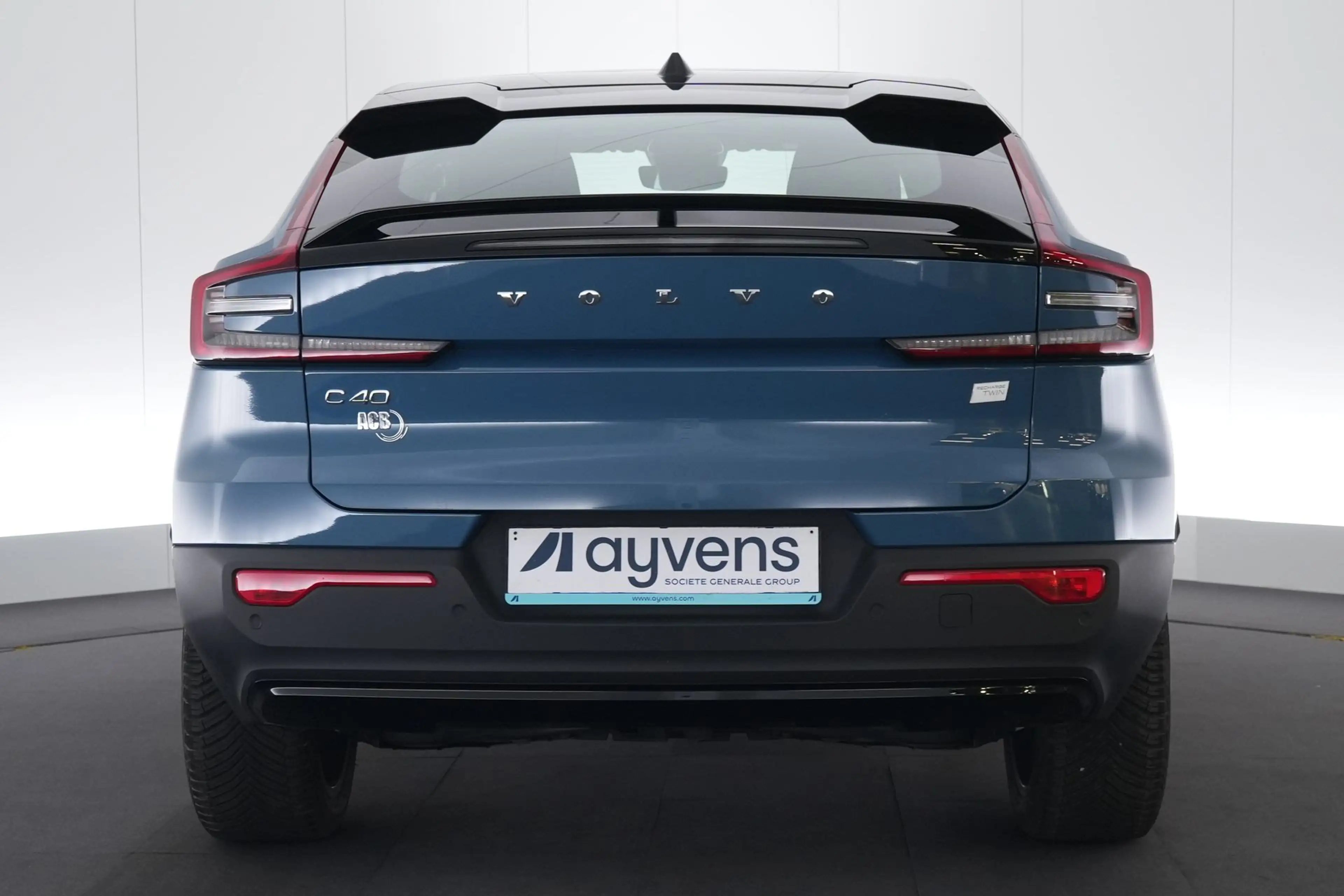Volvo C40 Recharge Twin Launch Ed. LEDER/ALCANTARA LED GPS P — photo 8