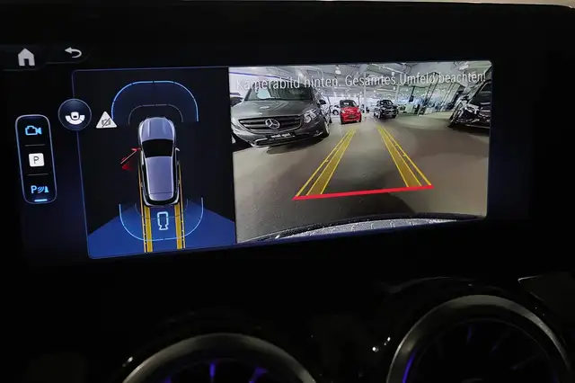 Mercedes-Benz Gla view 11